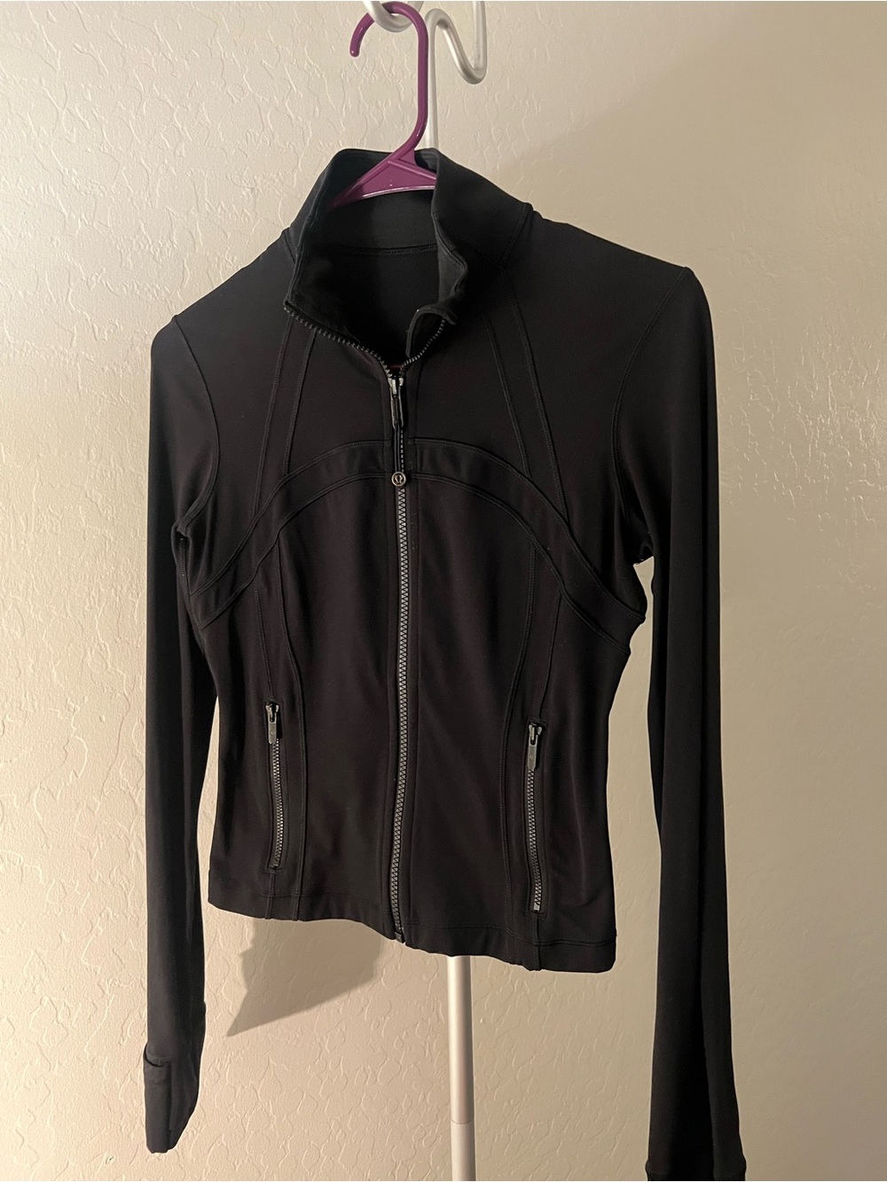 Black Nulu Define Crop Jacket - Picture 4 of 5